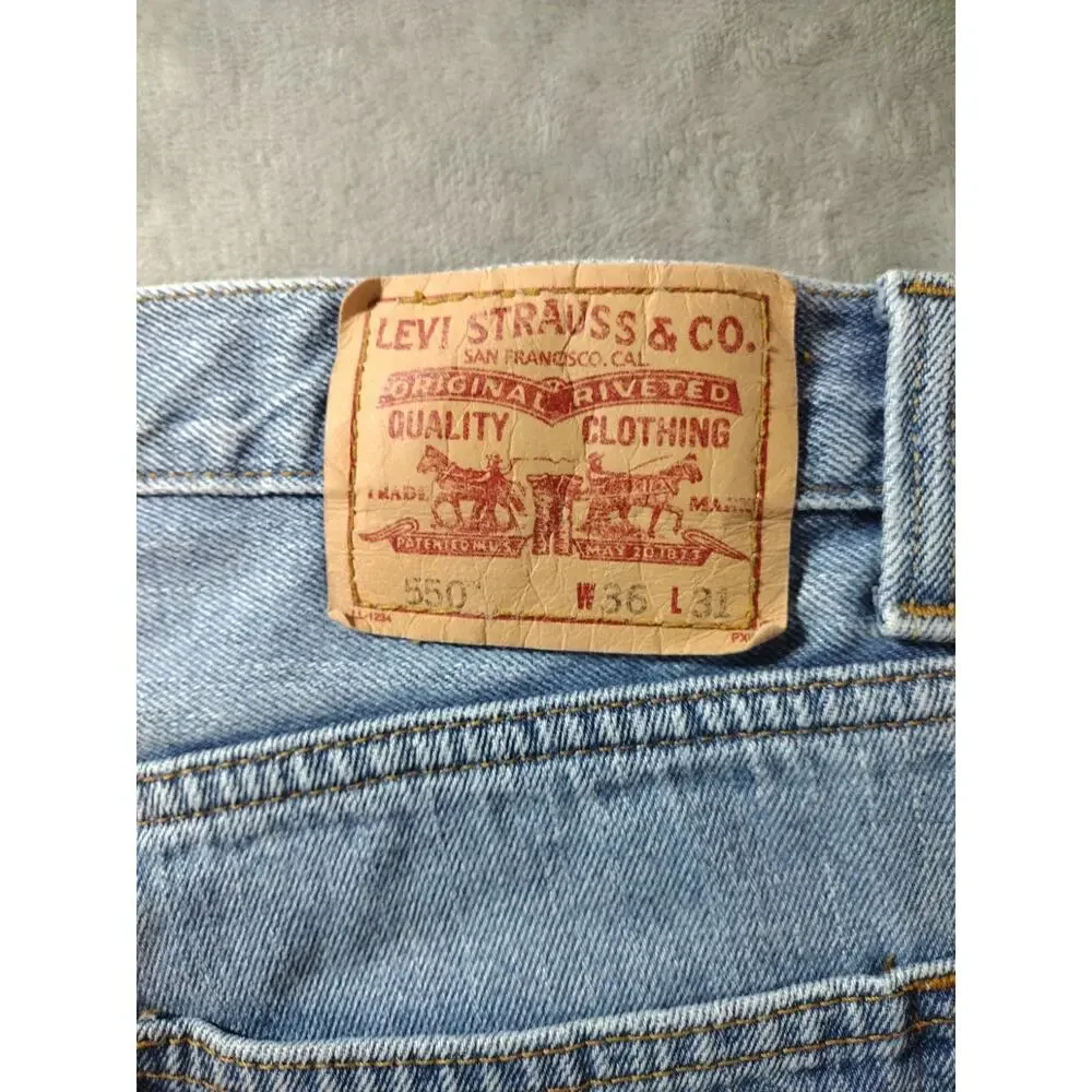 Vtg Levis 550 Jeans Mens 36x31 Relaxed Fit Light Wash Retro Y2K Streetwear USA